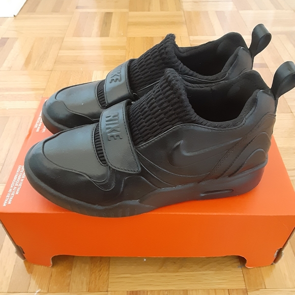 Nike Air Tech Challenge XVII size 5 - Picture 5 of 11